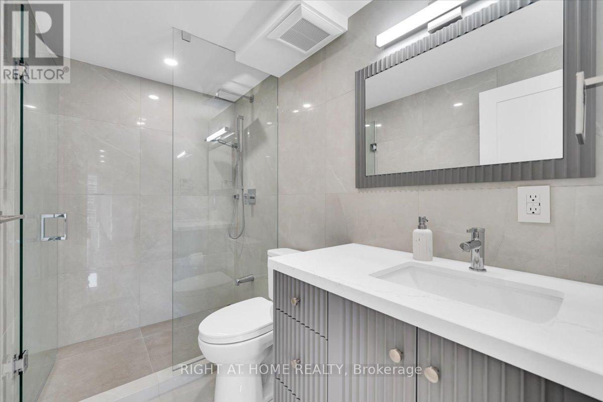 703 - 5 Weldrick Road W, Richmond Hill (North Richvale), Ontario  L4C 8S9 - Photo 20 - N12956958