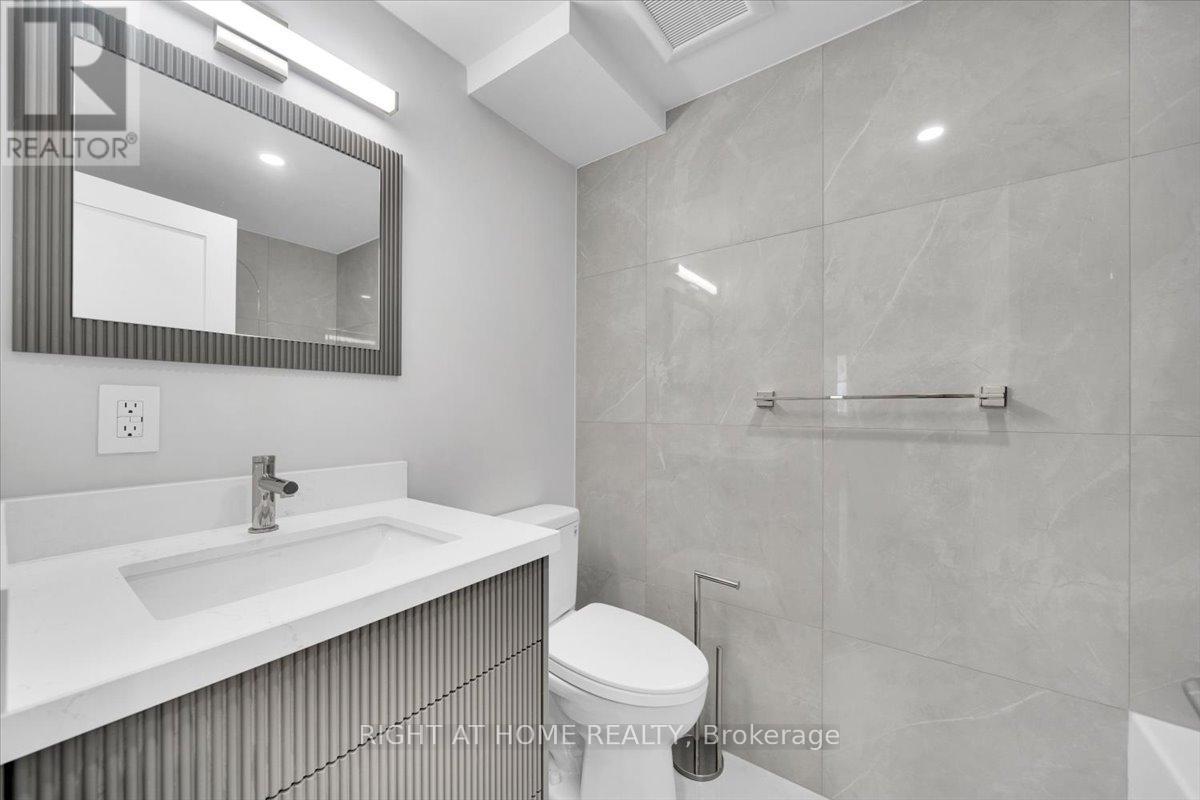 703 - 5 Weldrick Road W, Richmond Hill (North Richvale), Ontario  L4C 8S9 - Photo 24 - N12956958