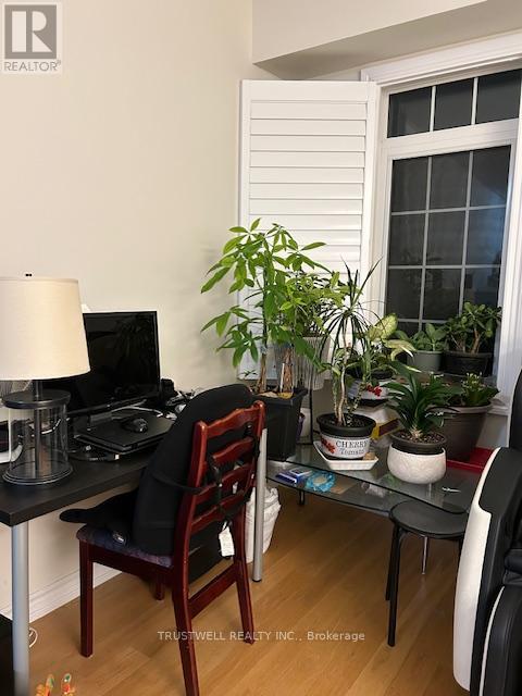 26 Delft Drive, Markham, Ontario  L6C 0Z1 - Photo 9 - N12956968