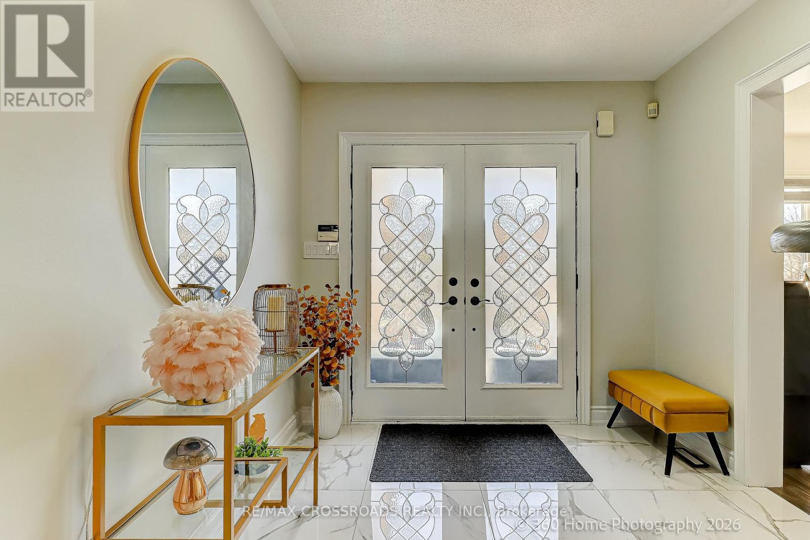 80 Lois Drive, Vaughan, Ontario  L4H 1H8 - Photo 3 - N12956990