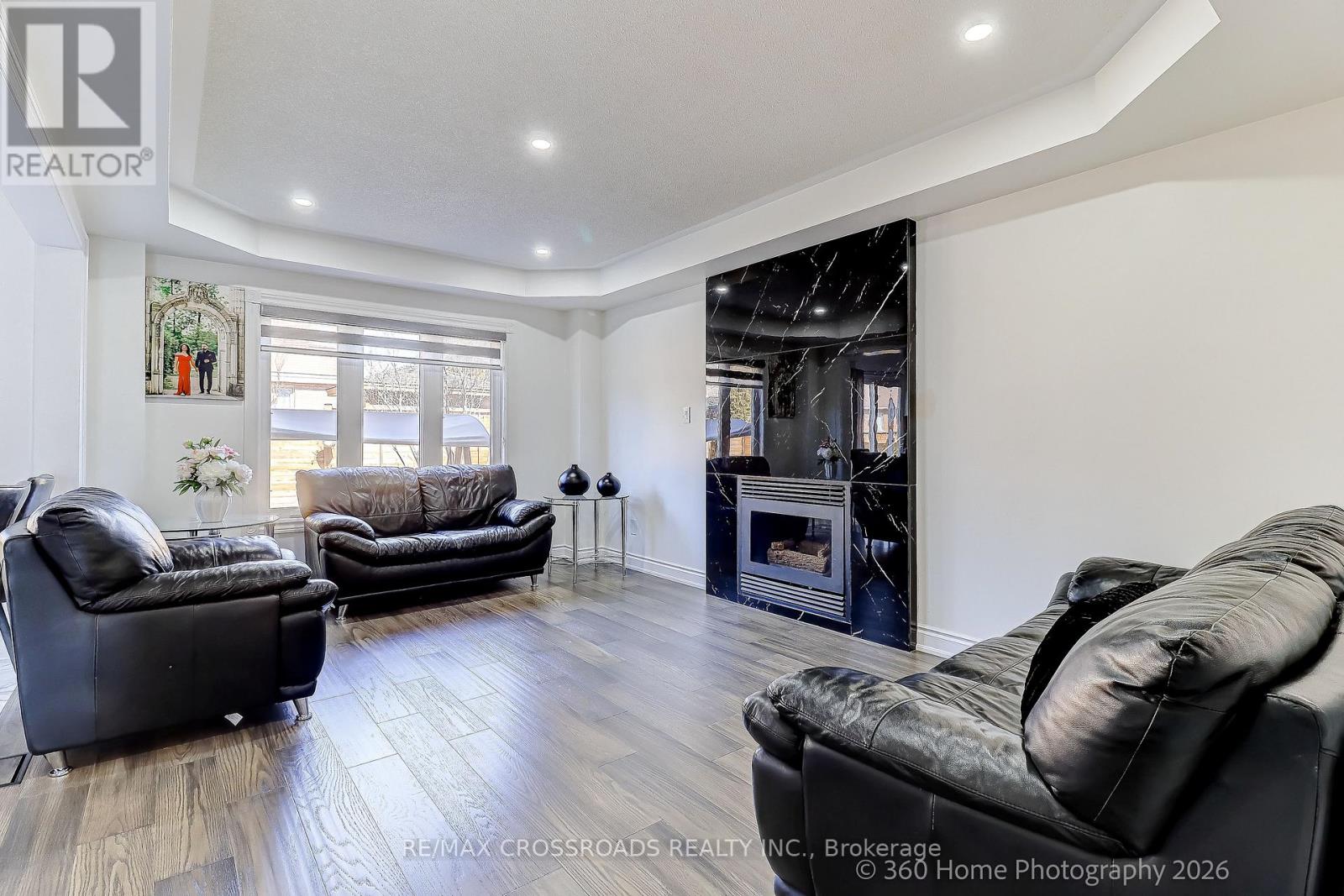 80 Lois Drive, Vaughan, Ontario  L4H 1H8 - Photo 6 - N12956990