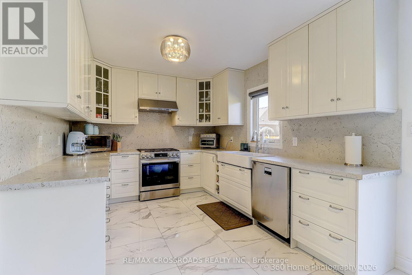 80 Lois Drive, Vaughan, Ontario  L4H 1H8 - Photo 8 - N12956990