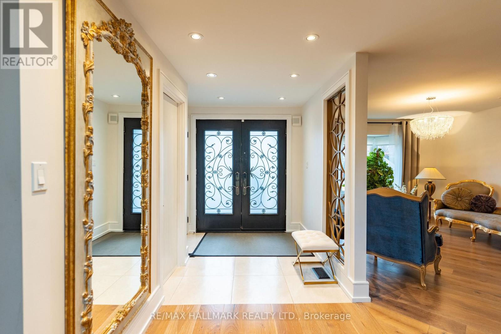 124 Timpson Drive, Aurora, Ontario  L4G 5N5 - Photo 17 - N12957026