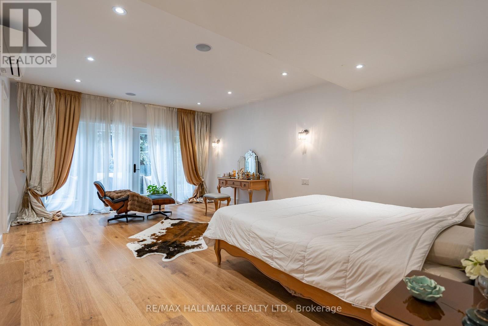 124 Timpson Drive, Aurora, Ontario  L4G 5N5 - Photo 22 - N12957026