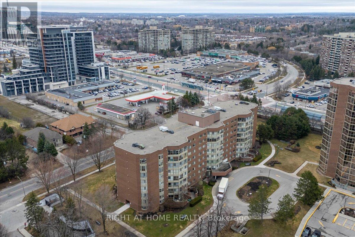 703 - 5 Weldrick Road W, Richmond Hill (North Richvale), Ontario  L4C 8S9 - Photo 34 - N12956958