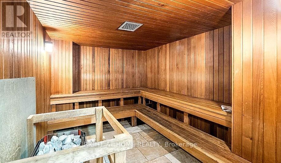 703 - 5 Weldrick Road W, Richmond Hill (North Richvale), Ontario  L4C 8S9 - Photo 32 - N12956958