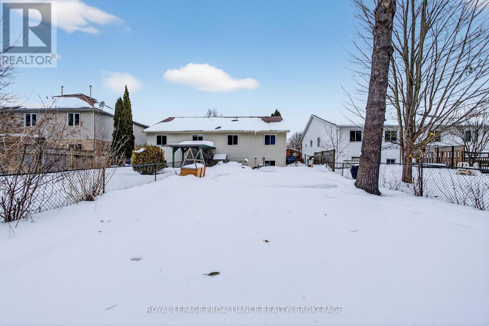 614 Barnsley Crescent, Kingston, Ontario  K7M 8X4 - Photo 25 - X12806818