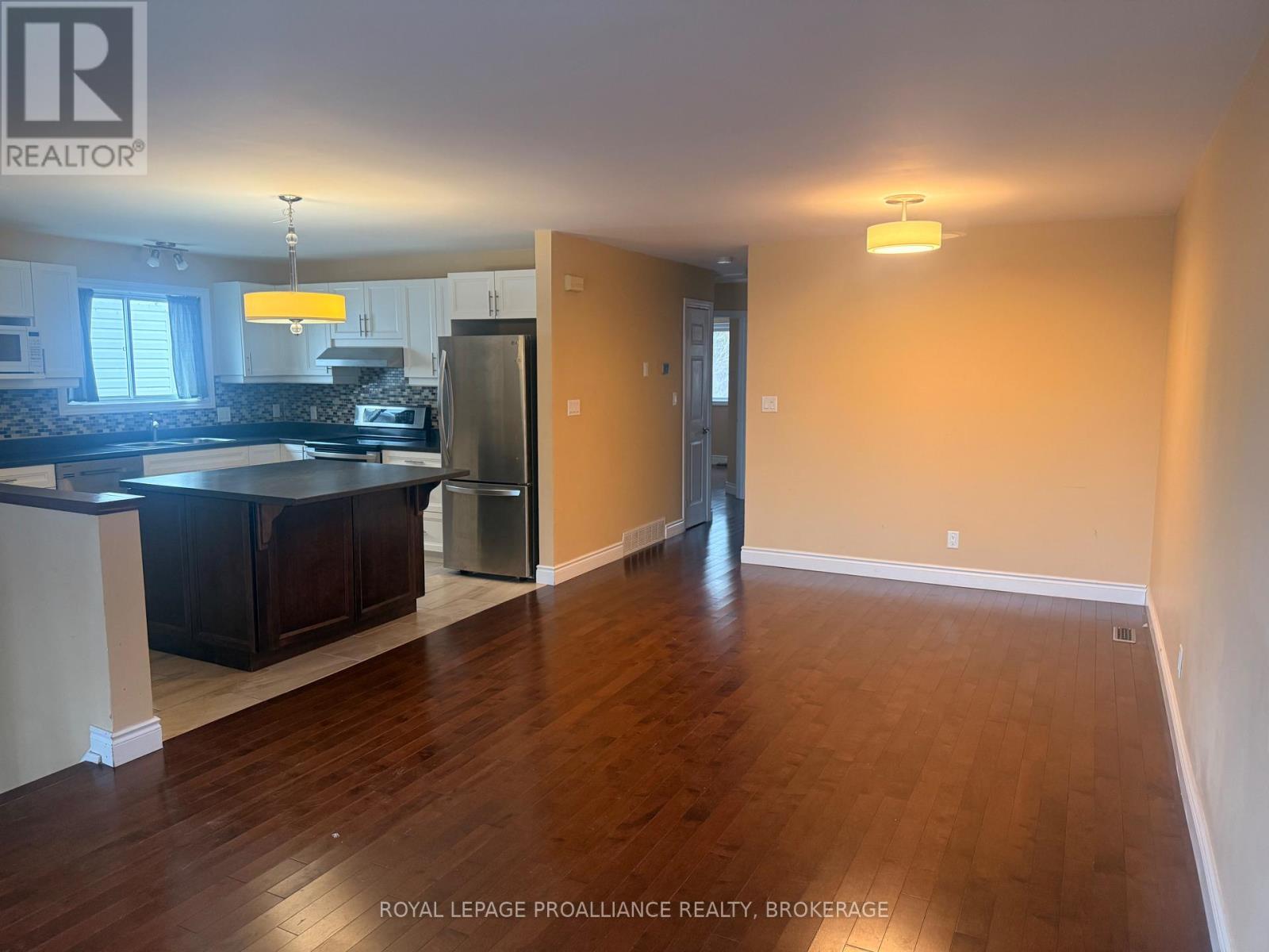 614 Barnsley Crescent, Kingston, Ontario  K7M 8X4 - Photo 7 - X12806818