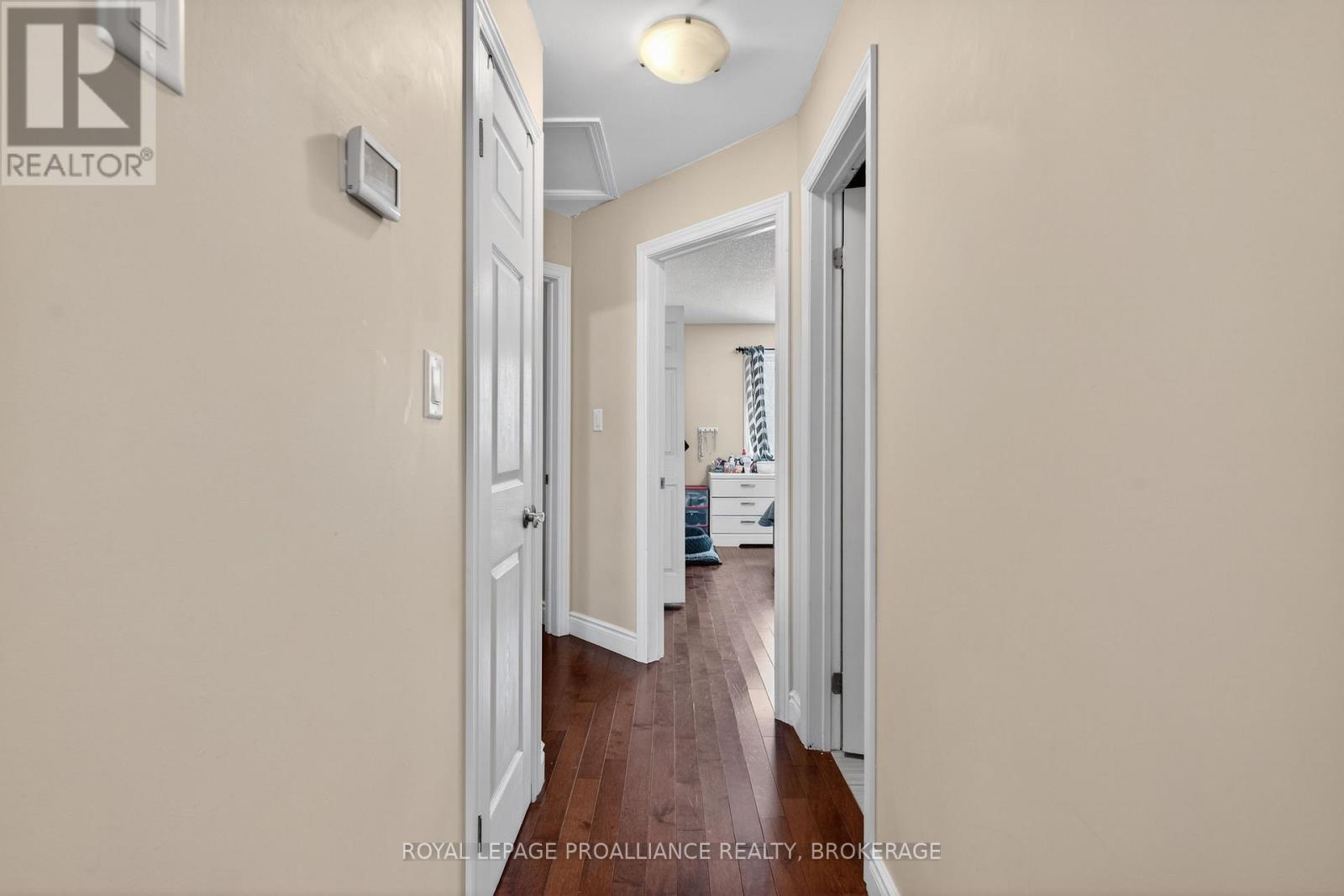 614 Barnsley Crescent, Kingston, Ontario  K7M 8X4 - Photo 9 - X12806818