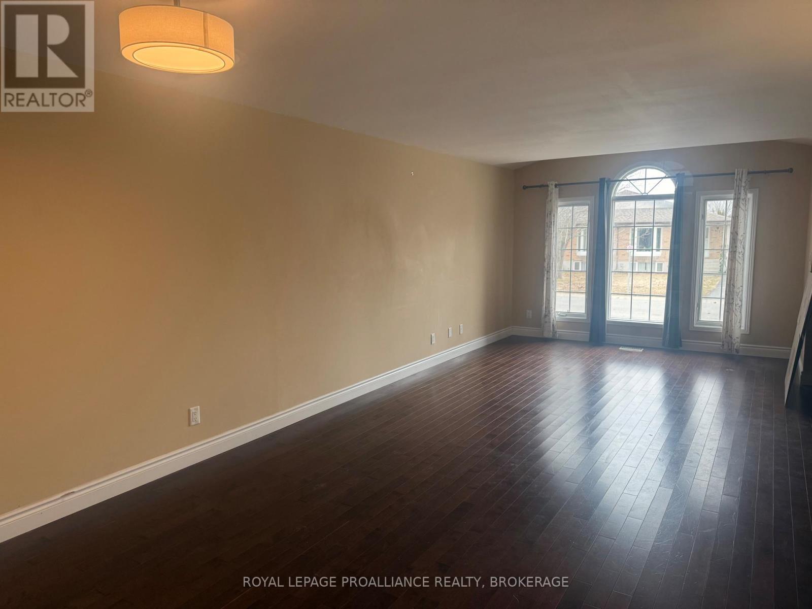 614 Barnsley Crescent, Kingston, Ontario  K7M 8X4 - Photo 8 - X12806818