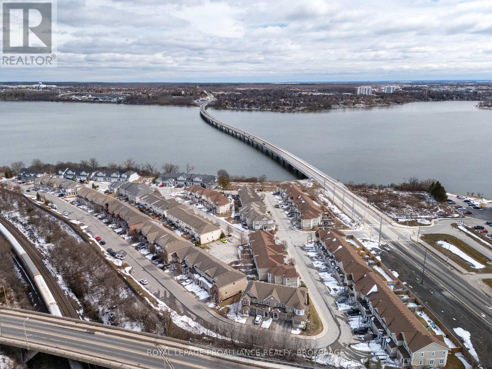 831 Newmarket Lane, Kingston, Ontario K7K 0C8 - Photo 39 - X12925026