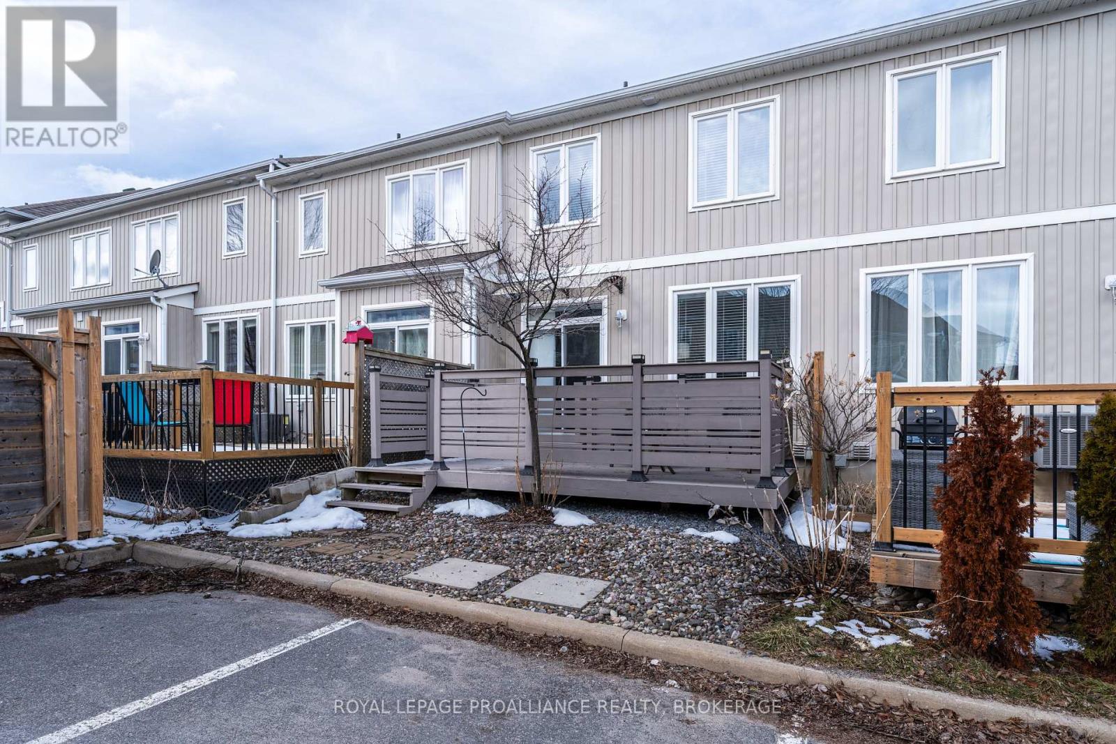 831 Newmarket Lane, Kingston, Ontario K7K 0C8 - Photo 35 - X12925026