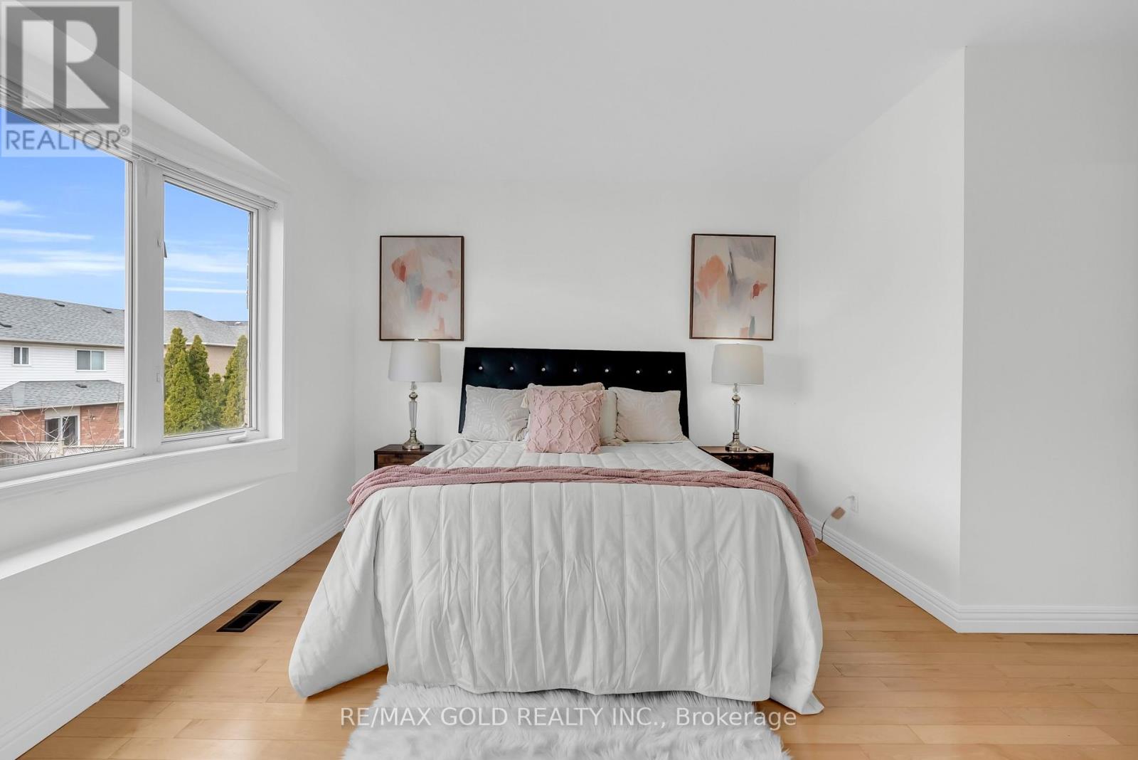 5842 Questman Hollow, Mississauga, Ontario  L5M 6P3 - Photo 22 - W12956942