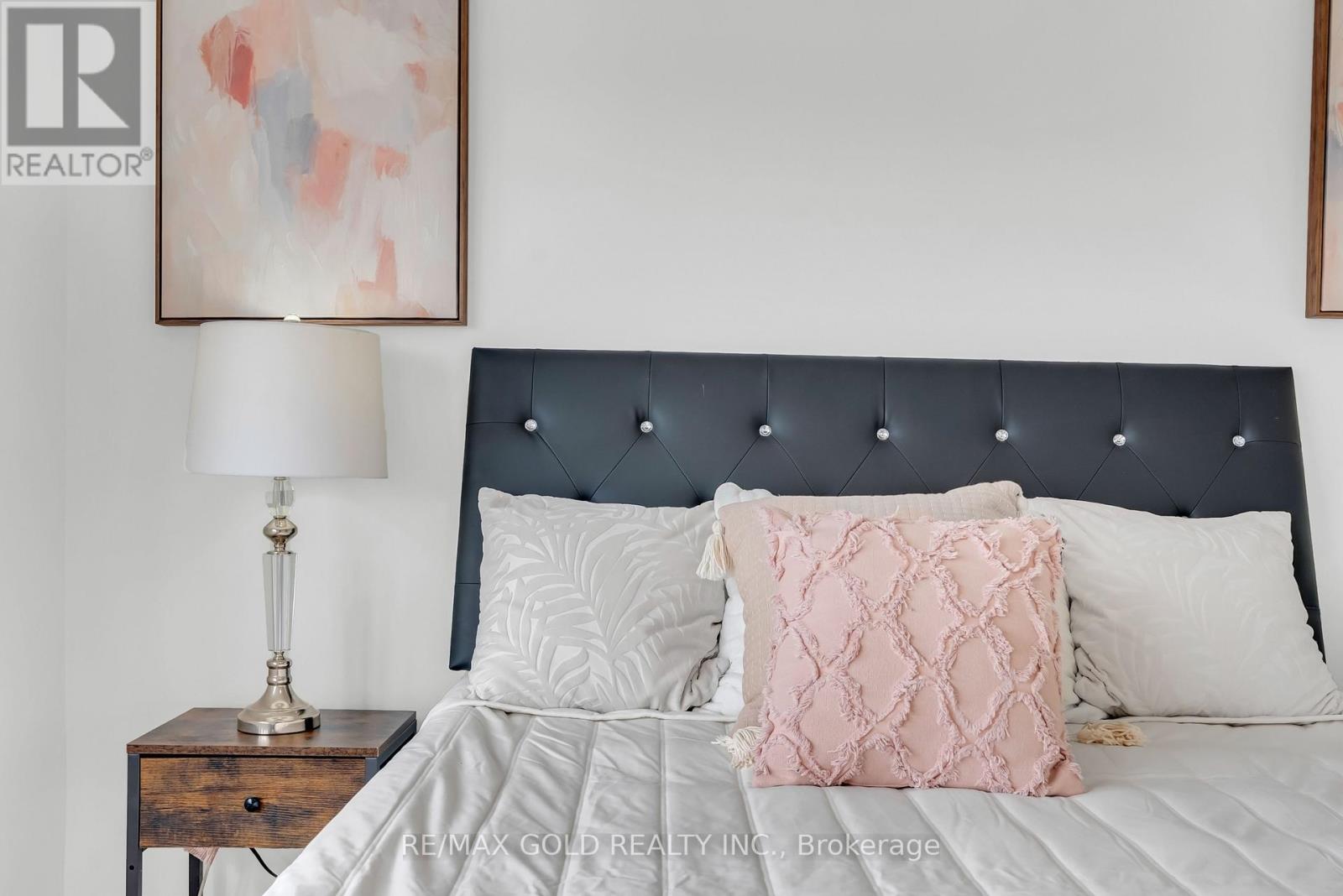 5842 Questman Hollow, Mississauga, Ontario  L5M 6P3 - Photo 23 - W12956942