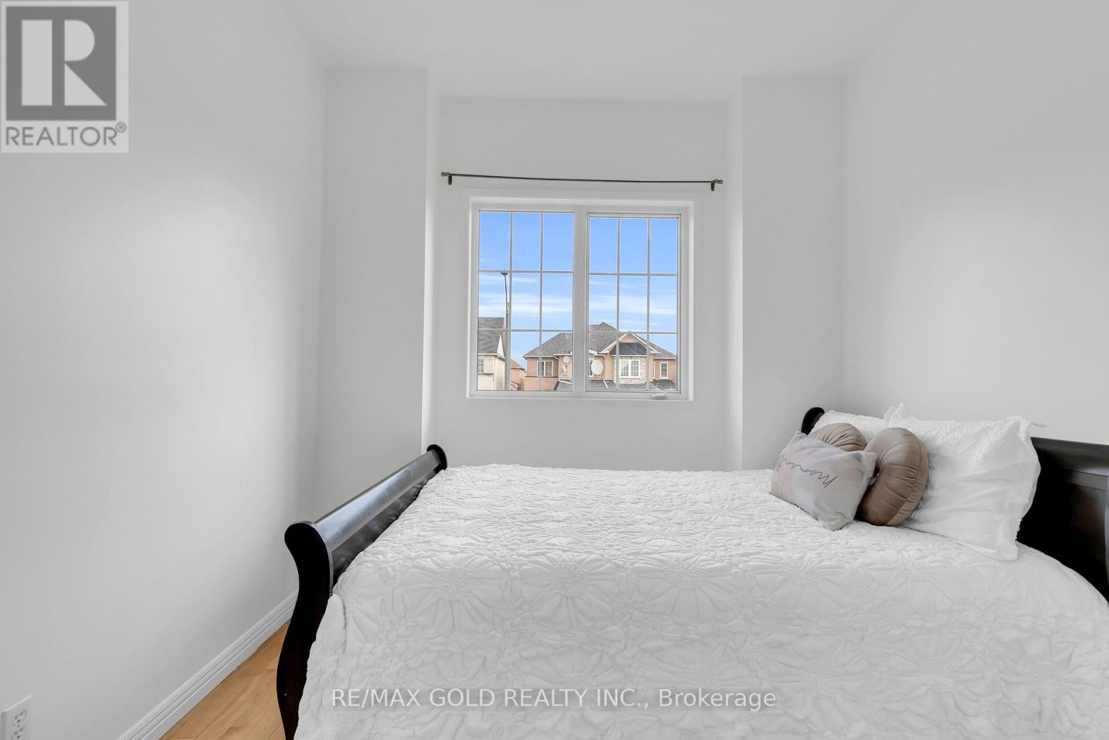 5842 Questman Hollow, Mississauga, Ontario  L5M 6P3 - Photo 27 - W12956942