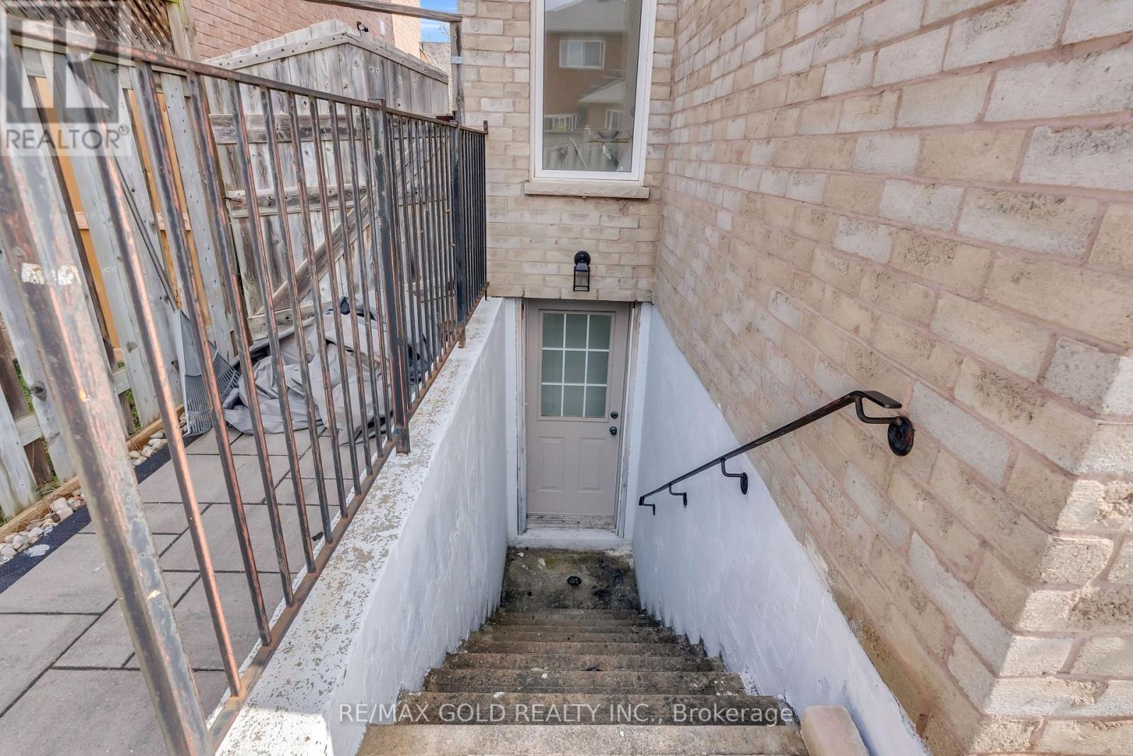 5842 Questman Hollow, Mississauga, Ontario  L5M 6P3 - Photo 41 - W12956942