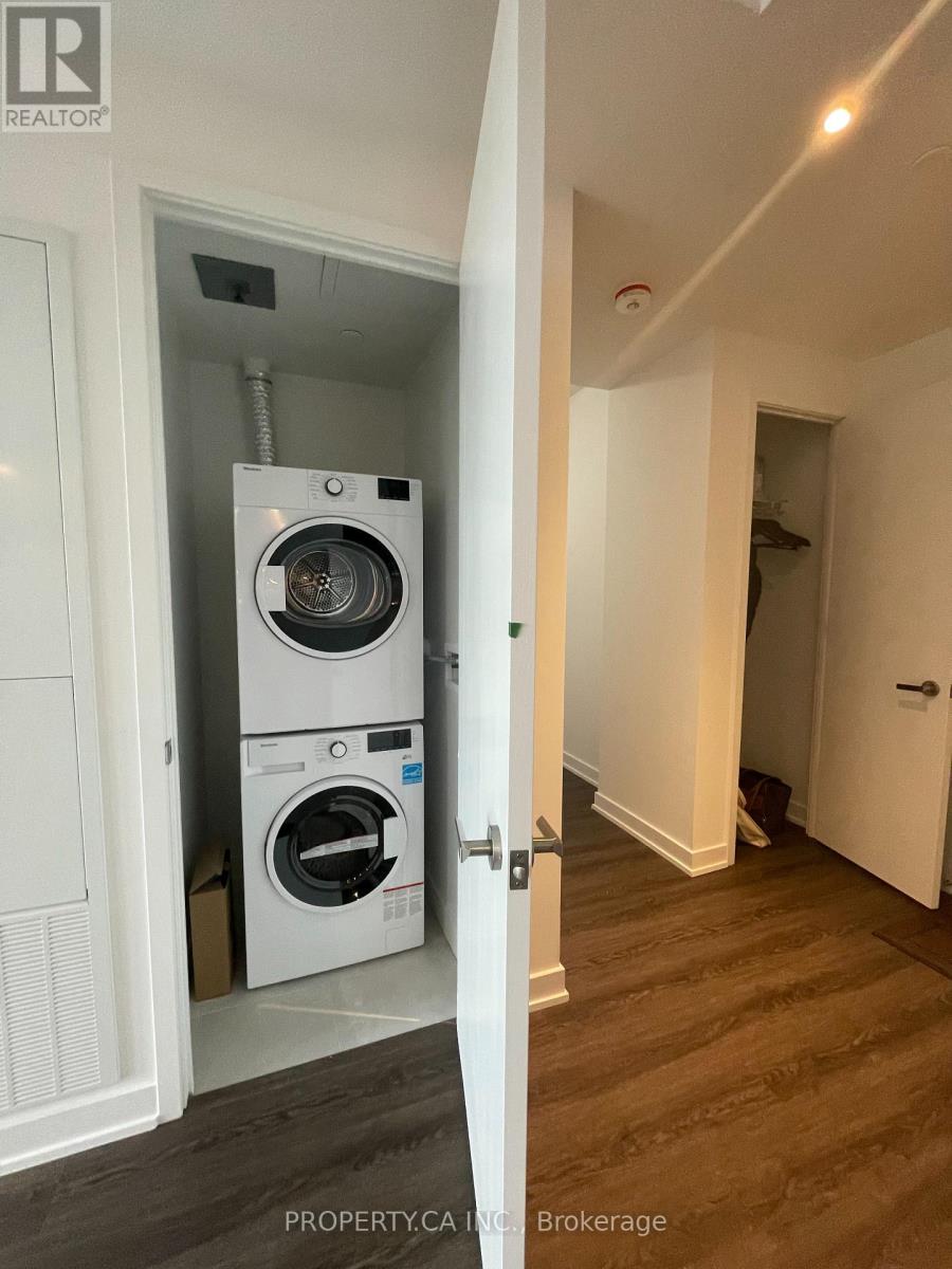 3409 - 448 Burnhamthorpe Road W, Mississauga (City Centre), Ontario  L5B 0R4 - Photo 10 - W12956944