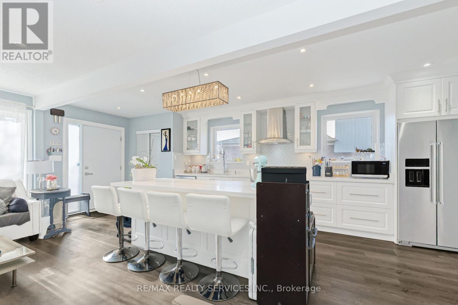 8 Chipwood Crescent, Brampton (Madoc), Ontario  L6V 2E5 - Photo 12 - W12956956