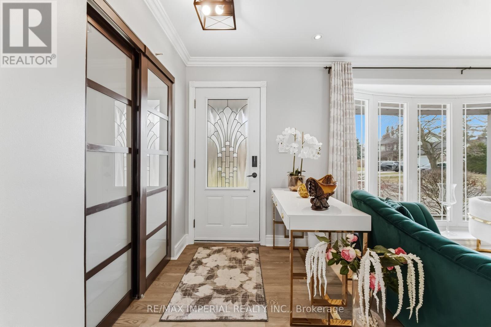 225 Barrymore Court, Burlington, Ontario  L7T 1B7 - Photo 31 - W12957006