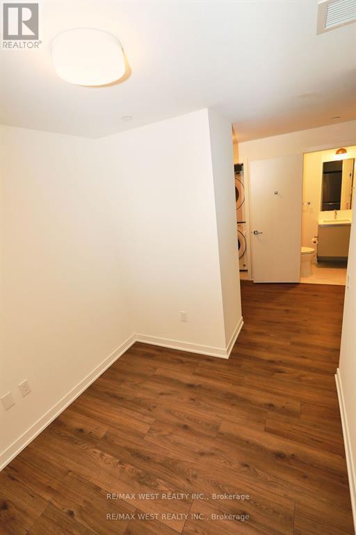 822 - 395 Dundas Street W, Oakville (Go Glenorchy), Ontario  L6M 5R8 - Photo 12 - W12957016