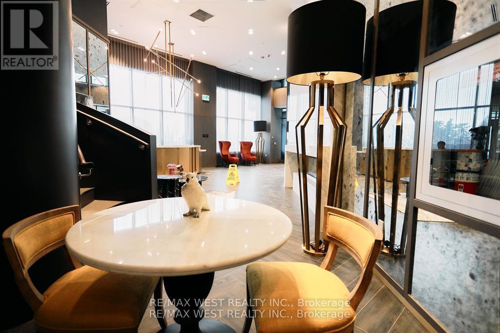 822 - 395 Dundas Street W, Oakville (Go Glenorchy), Ontario  L6M 5R8 - Photo 33 - W12957016