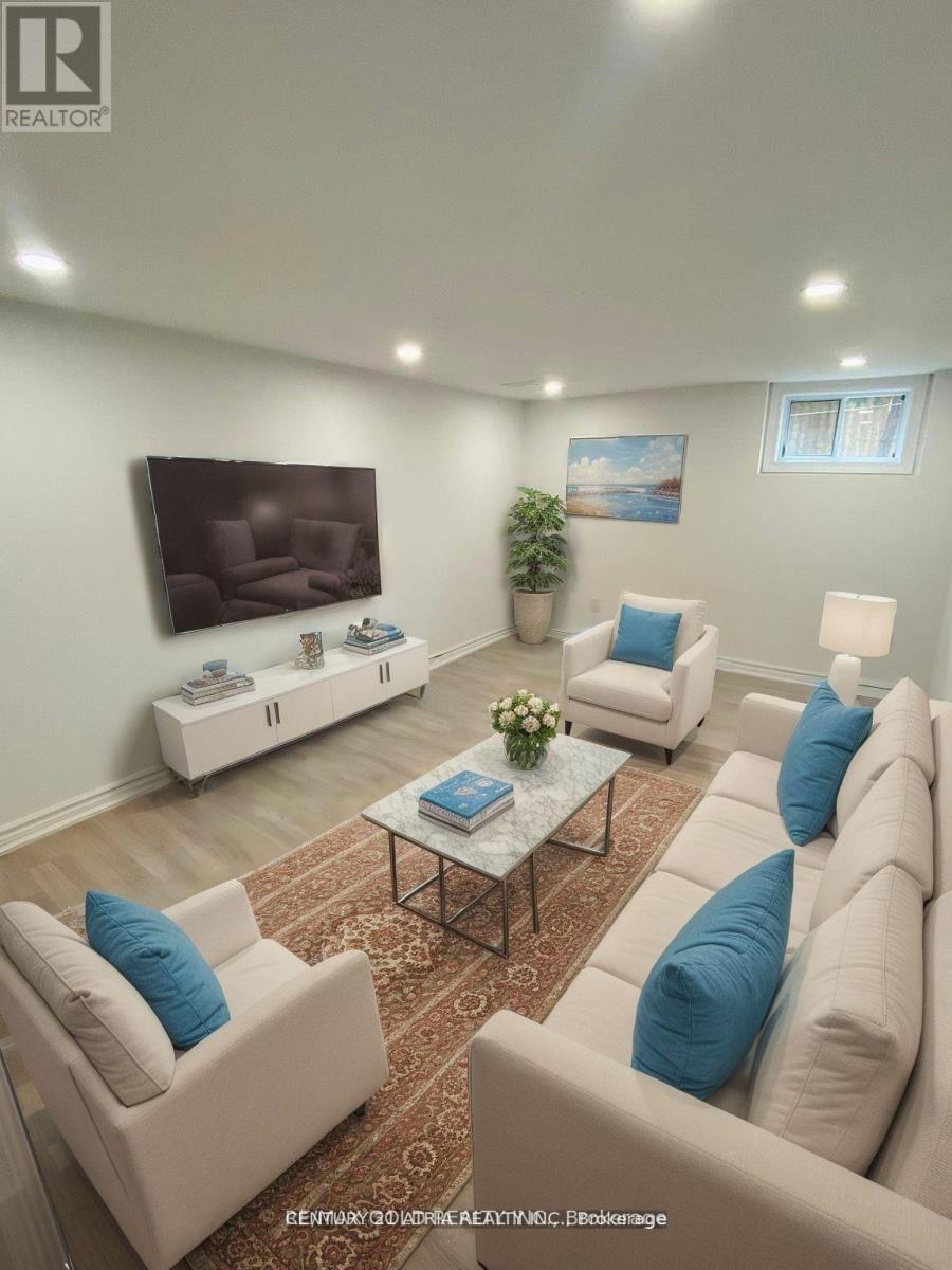 Lower - 1070 Fergus Avenue, Mississauga (Lakeview), Ontario  L5E 2P1 - Photo 3 - W12957044