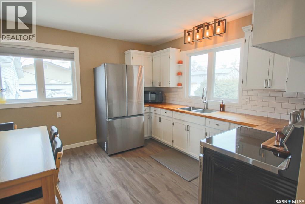 1231 Grandview Street W, Moose Jaw, Saskatchewan  S6H 5M3 - Photo 13 - SK032067
