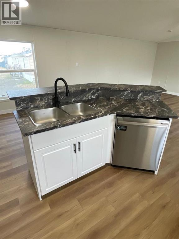384-410 Conductor Blvd, Coaldale, Alberta  T1M 1P6 - Photo 14 - A2293350