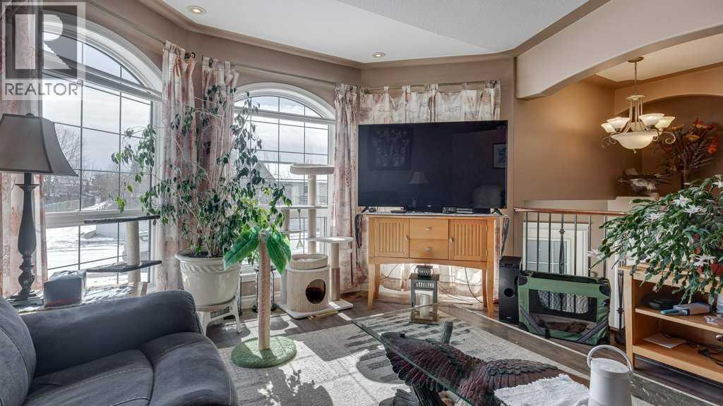 143 Ackerman Crescent, Red Deer, Alberta  T4R 3B8 - Photo 7 - A2298169