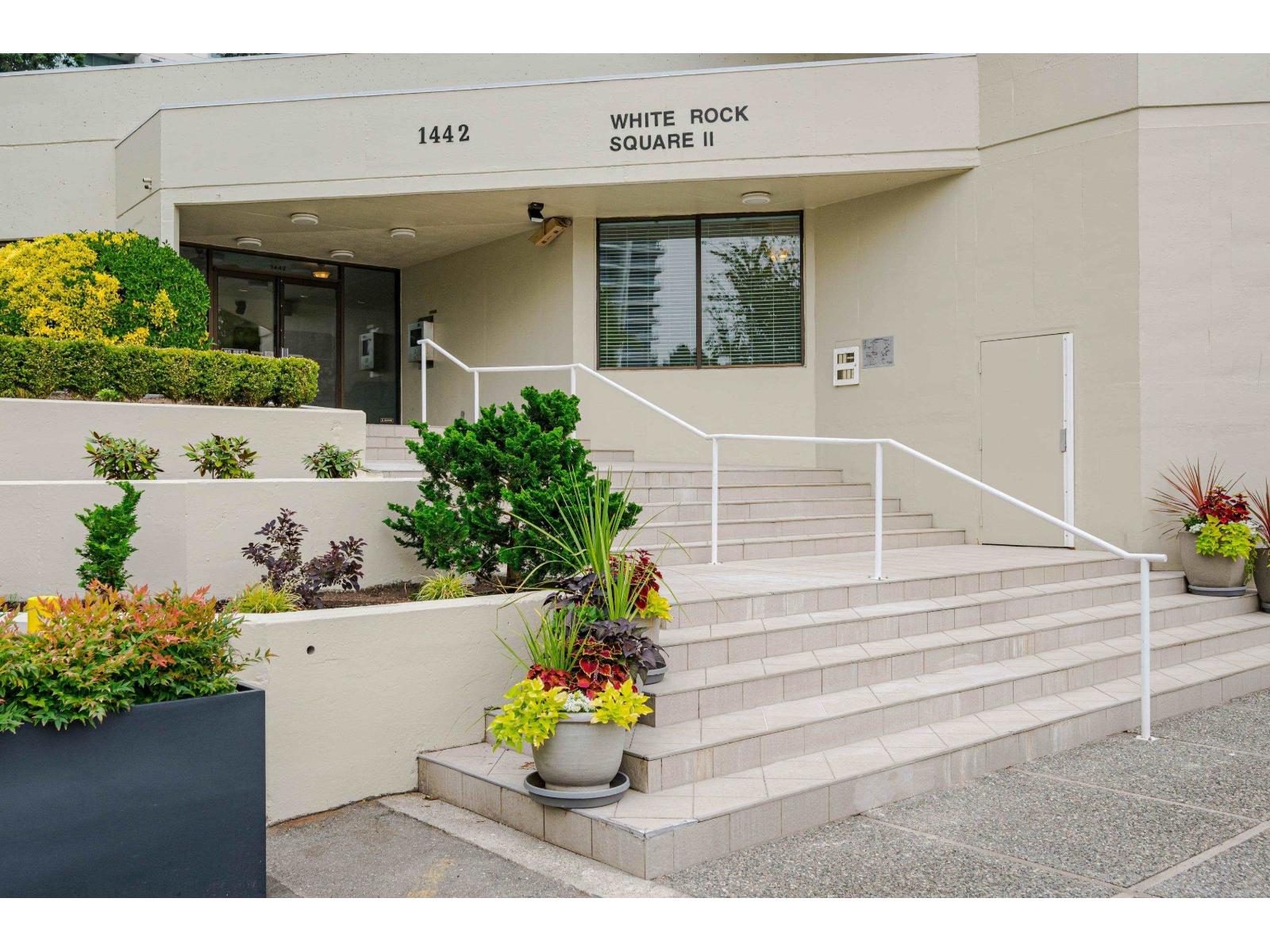 704 1442 Foster Street, White Rock, British Columbia  V4B 3X7 - Photo 3 - R3106250