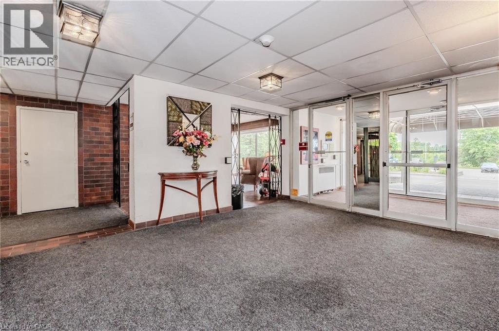 225 Harvard Place Unit# 1510, Waterloo, Ontario  N2J 4H4 - Photo 22 - 40803777