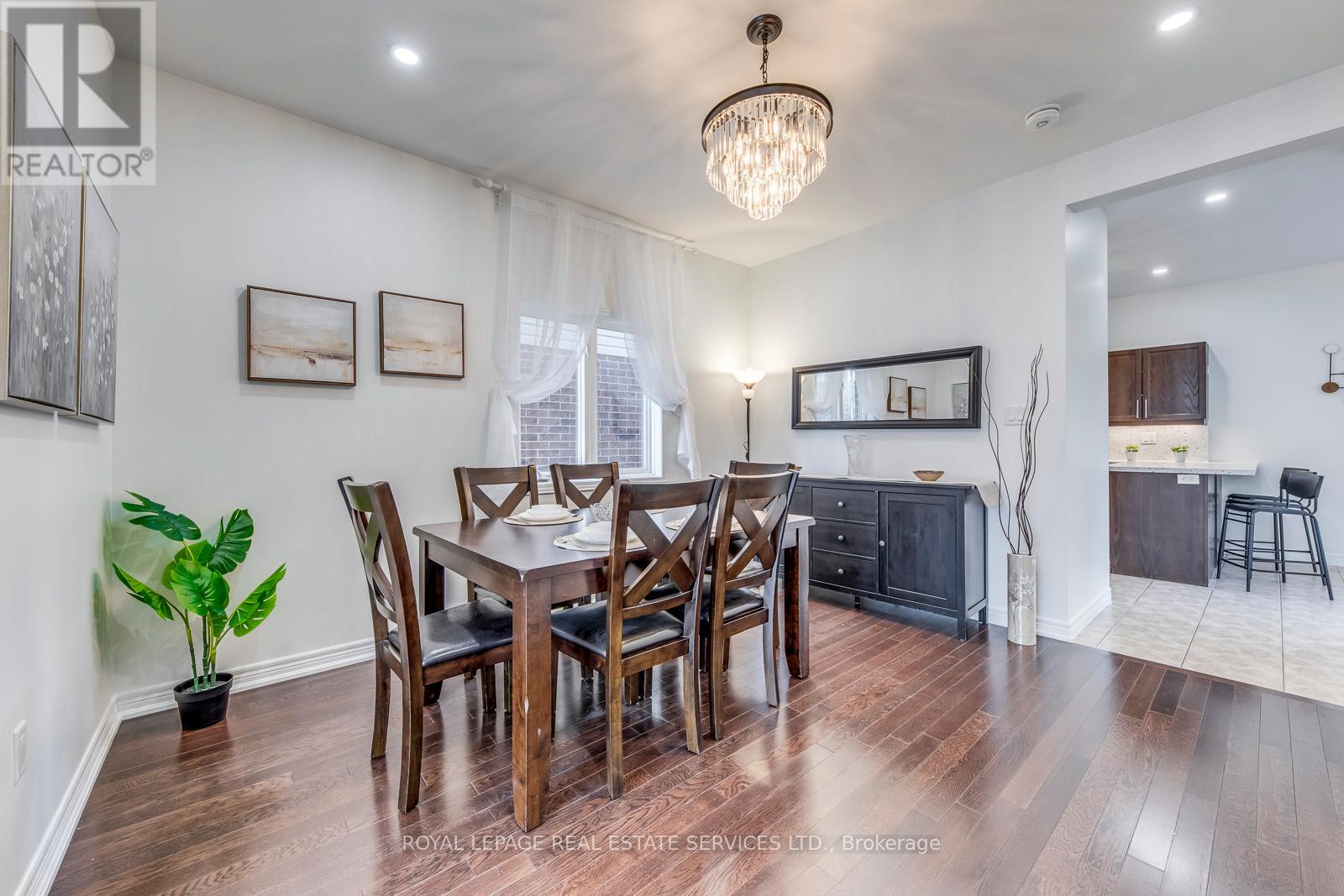 206 Brigadoon Drive, Hamilton (Gourley), Ontario  L9C 0B5 - Photo 11 - X12956946