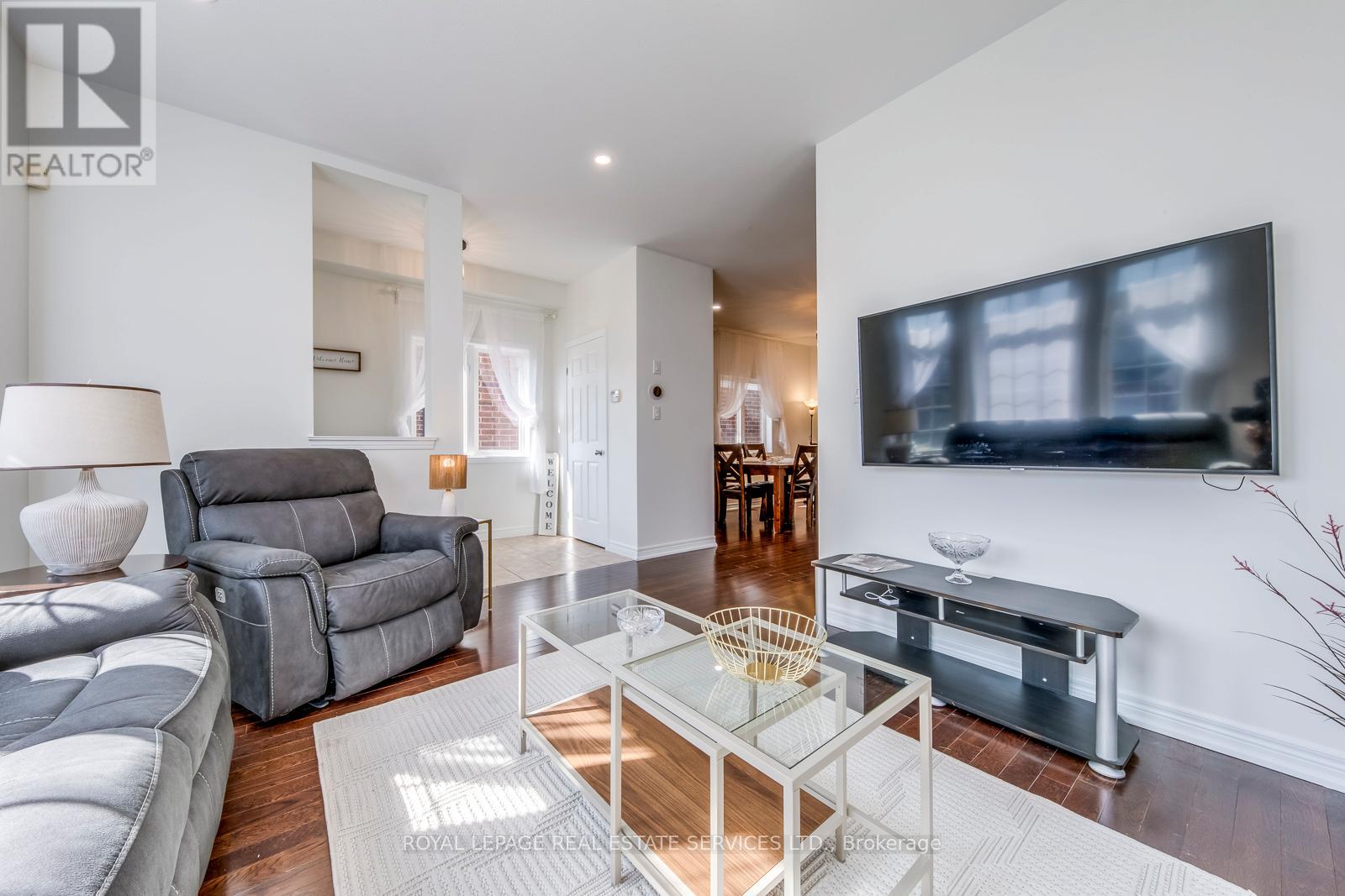 206 Brigadoon Drive, Hamilton (Gourley), Ontario  L9C 0B5 - Photo 8 - X12956946