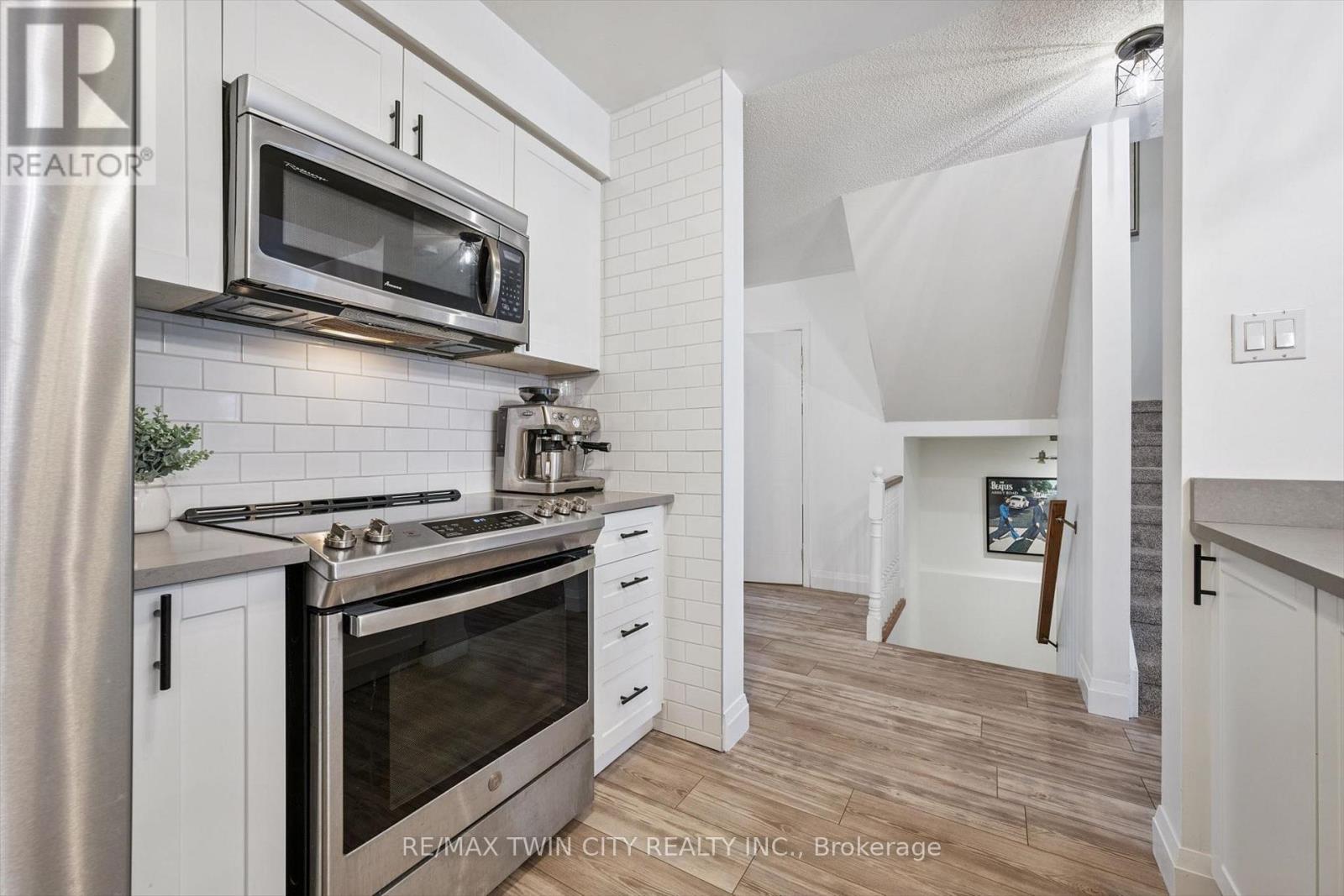 42 - 230 Blackhorne Drive, Kitchener, Ontario  N2E 1Z4 - Photo 11 - X12956970