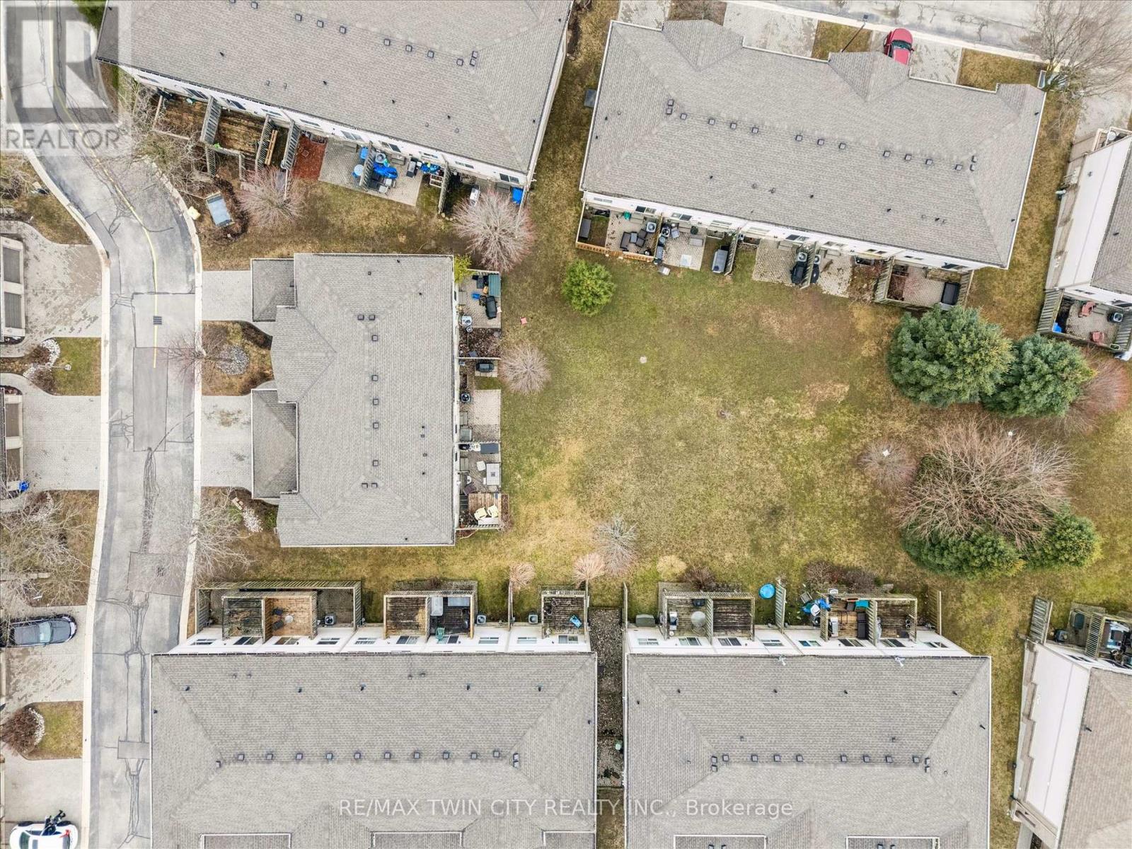 42 - 230 Blackhorne Drive, Kitchener, Ontario  N2E 1Z4 - Photo 23 - X12956970