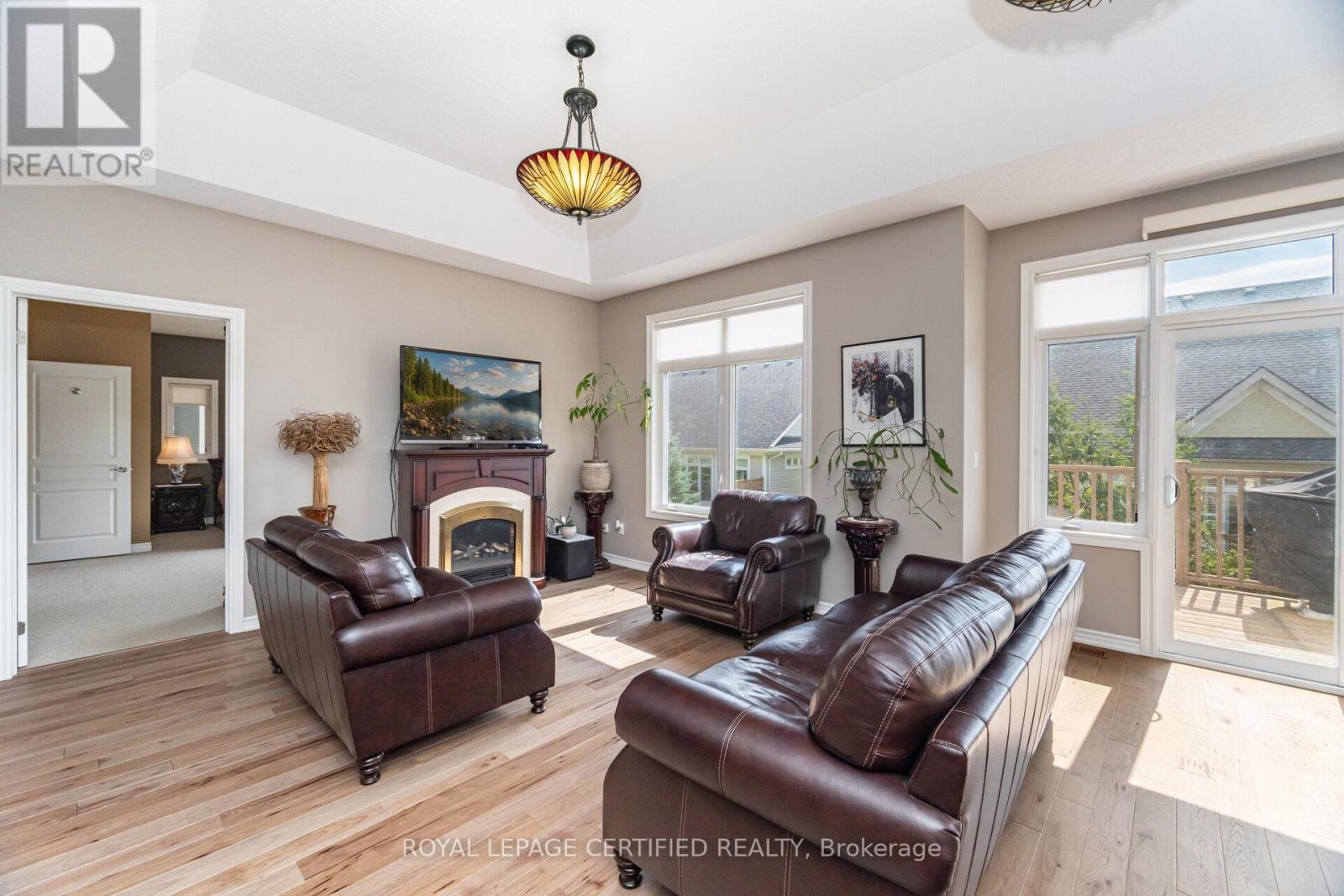 158 - 200 Kingfisher Drive, Mono, Ontario  L6W 0B3 - Photo 10 - X12956986