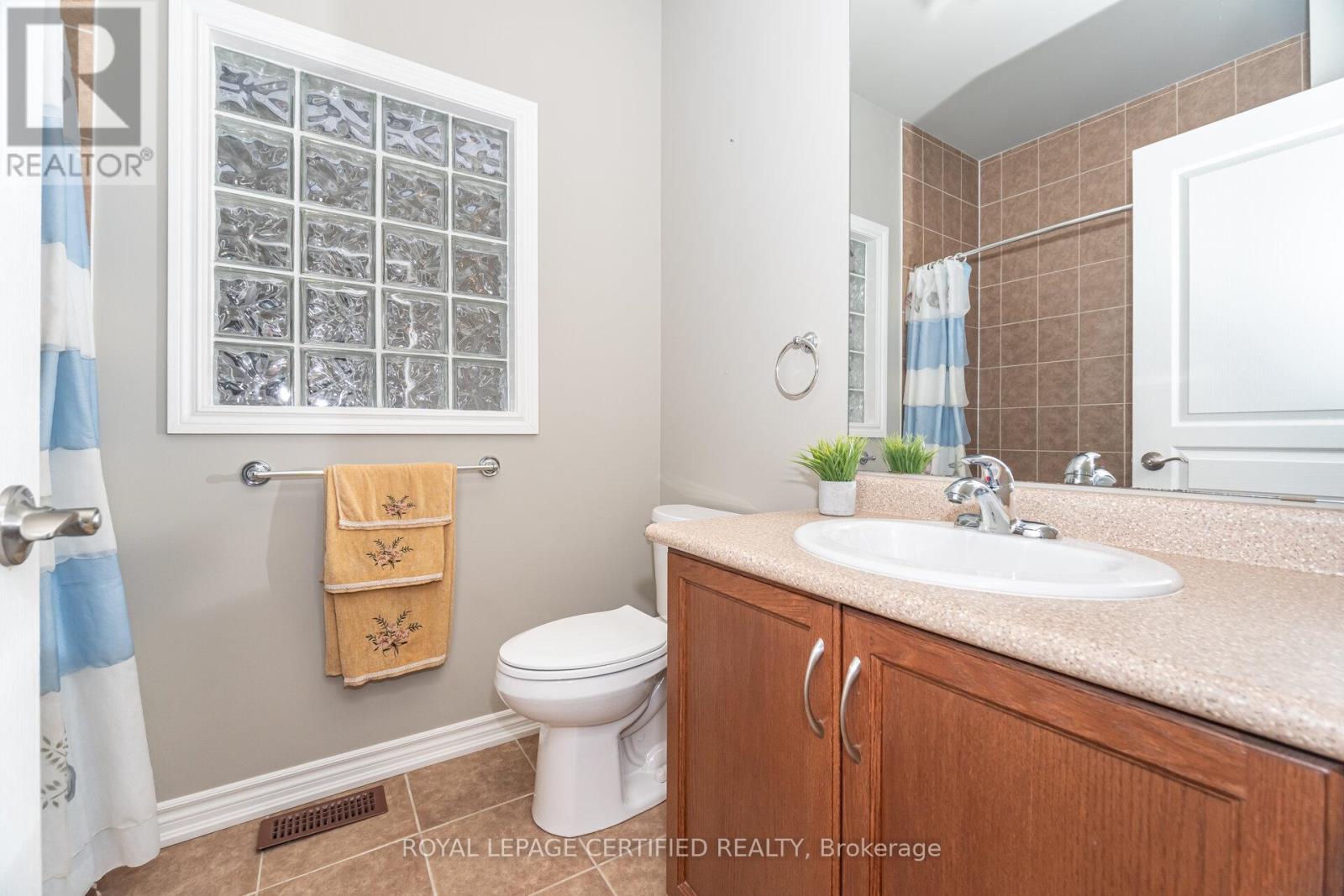 158 - 200 Kingfisher Drive, Mono, Ontario  L6W 0B3 - Photo 21 - X12956986