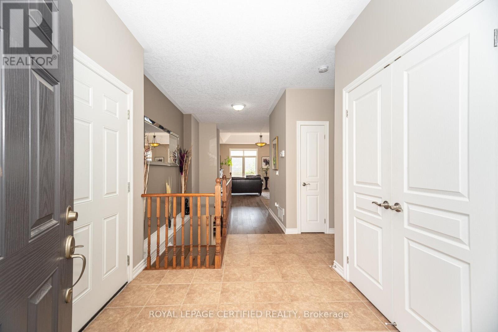 158 - 200 Kingfisher Drive, Mono, Ontario  L6W 0B3 - Photo 4 - X12956986