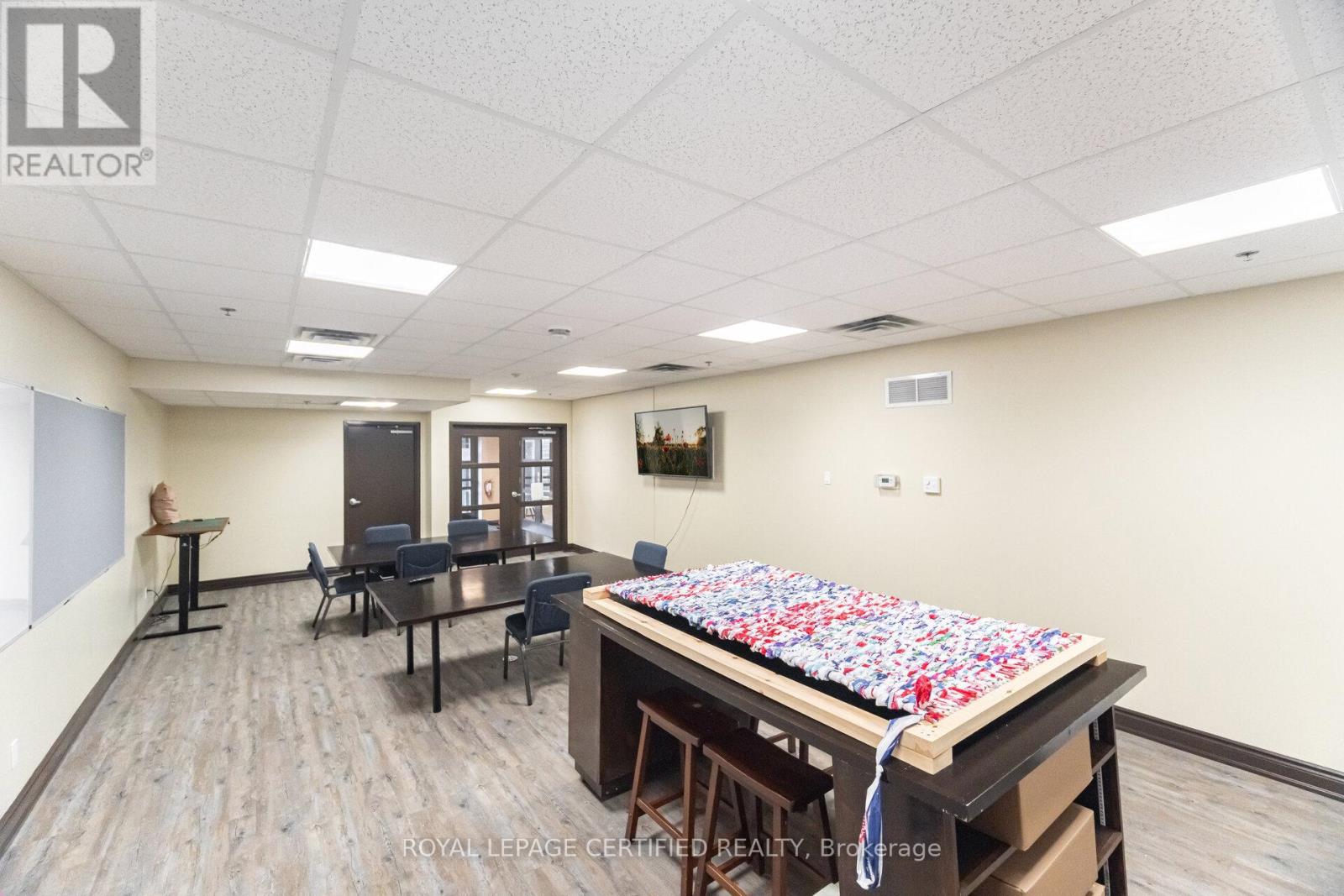 158 - 200 Kingfisher Drive, Mono, Ontario  L6W 0B3 - Photo 47 - X12956986