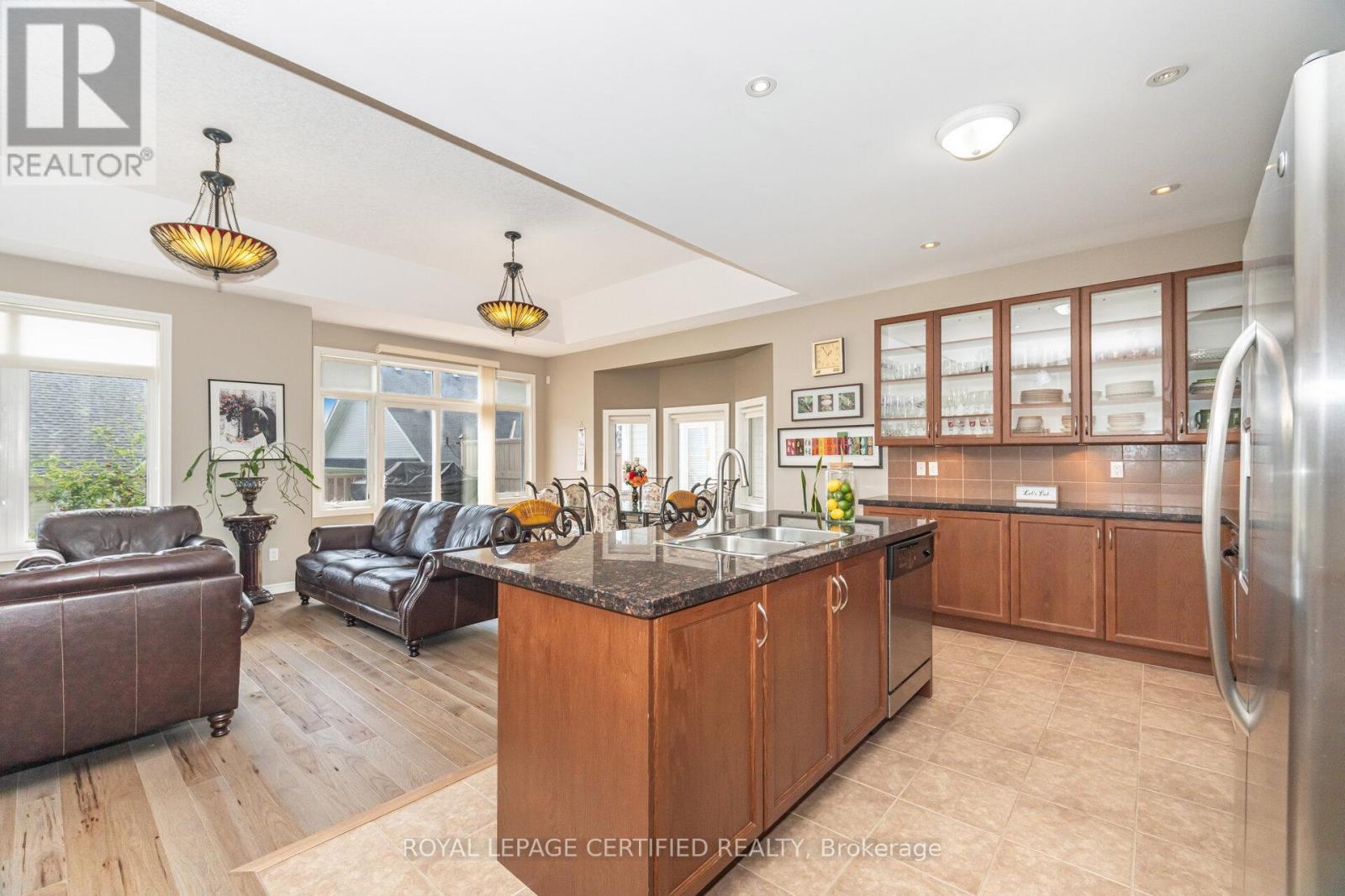 158 - 200 Kingfisher Drive, Mono, Ontario  L6W 0B3 - Photo 9 - X12956986