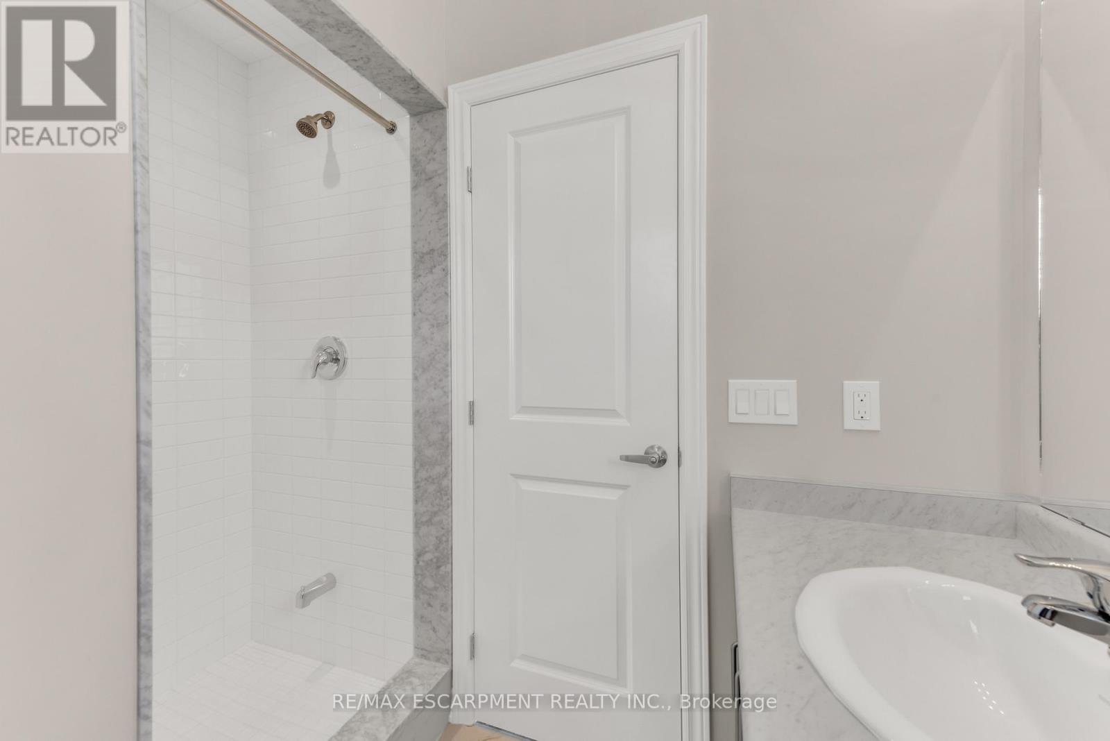 57 - 19 Picardy Drive, Hamilton, Ontario  L8J 0M7 - Photo 22 - X12957004