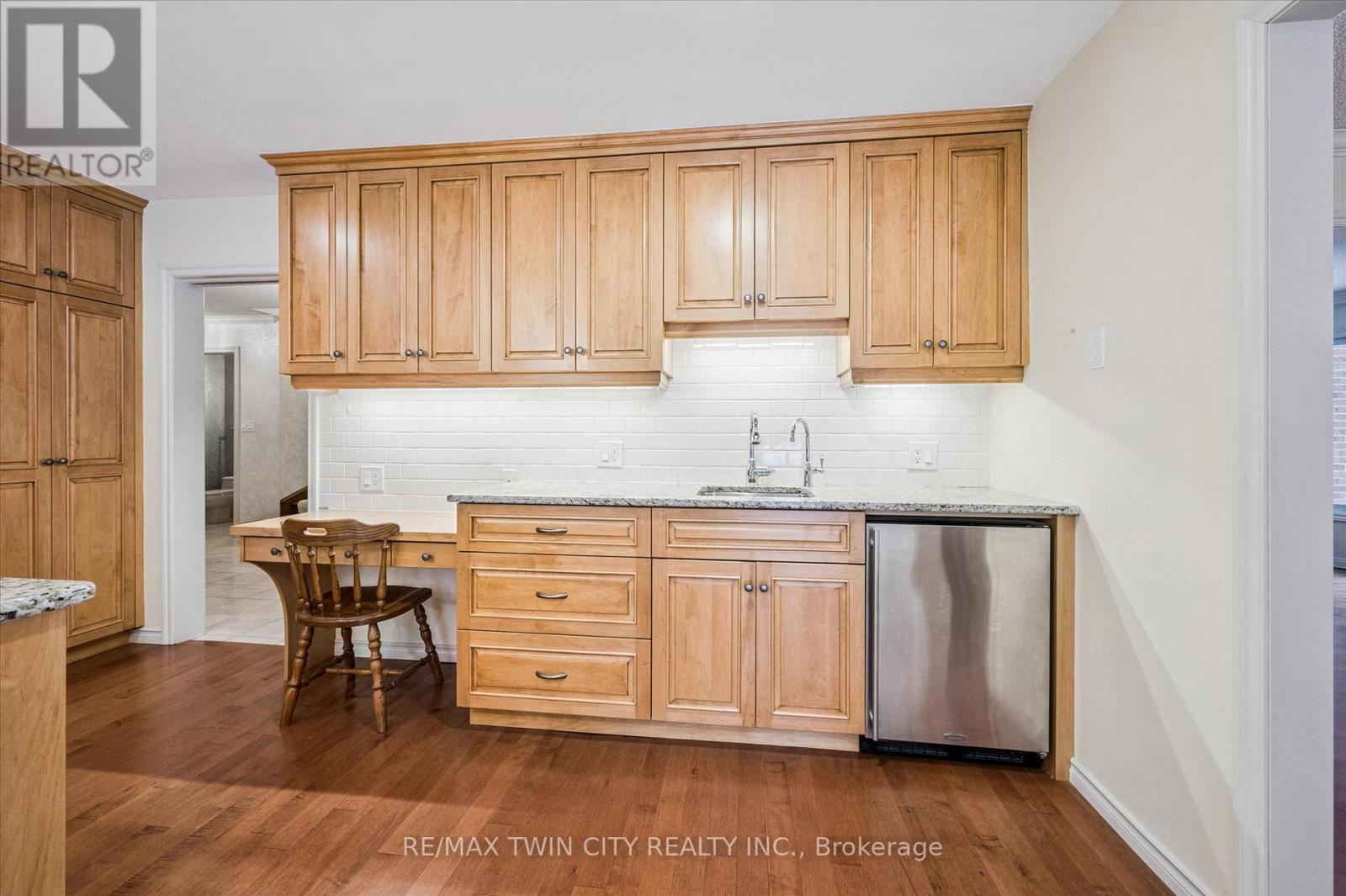 5 - 405 Glasgow Street, Kitchener, Ontario  N2M 2N1 - Photo 11 - X12957036