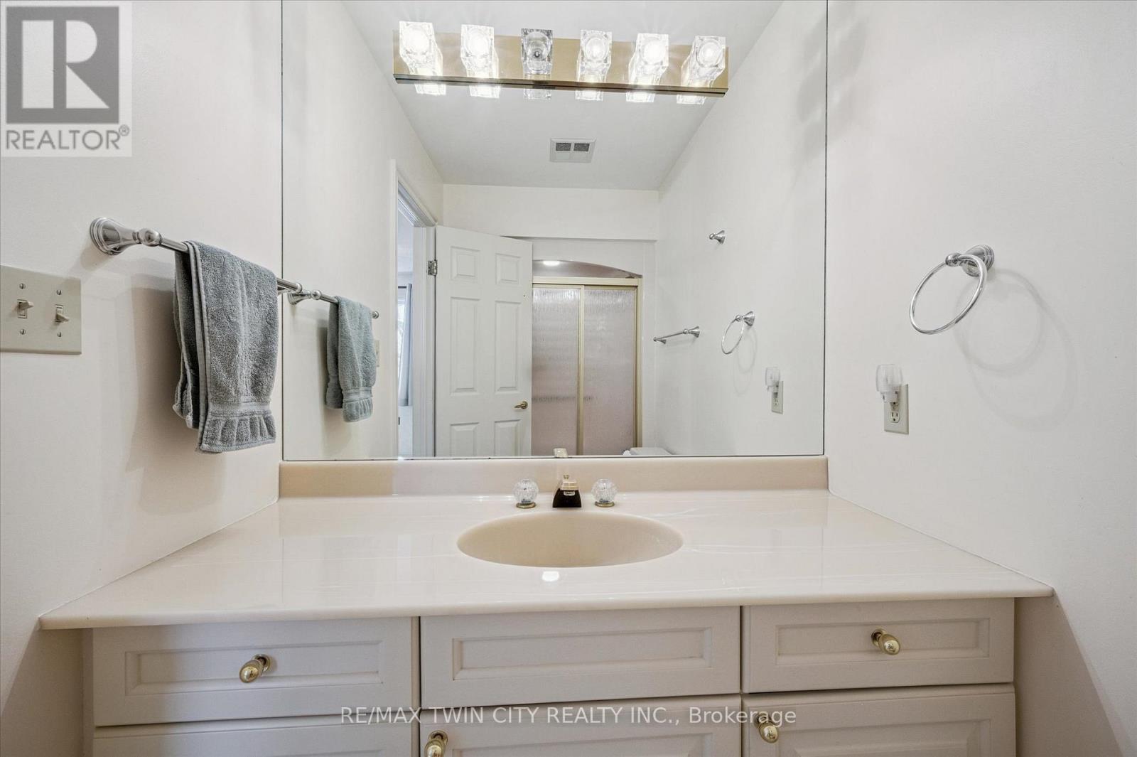 5 - 405 Glasgow Street, Kitchener, Ontario  N2M 2N1 - Photo 28 - X12957036