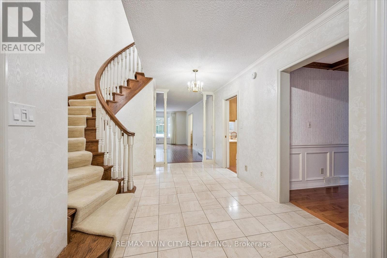 5 - 405 Glasgow Street, Kitchener, Ontario  N2M 2N1 - Photo 3 - X12957036