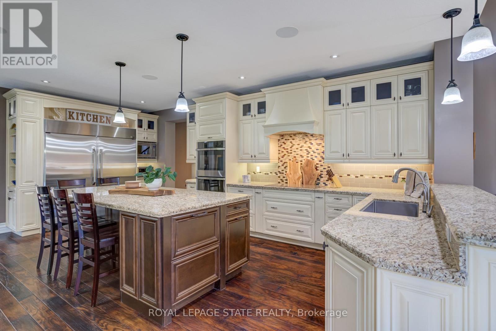 814 Binkley Road, Hamilton, Ontario  L9H 6V8 - Photo 13 - X12957042