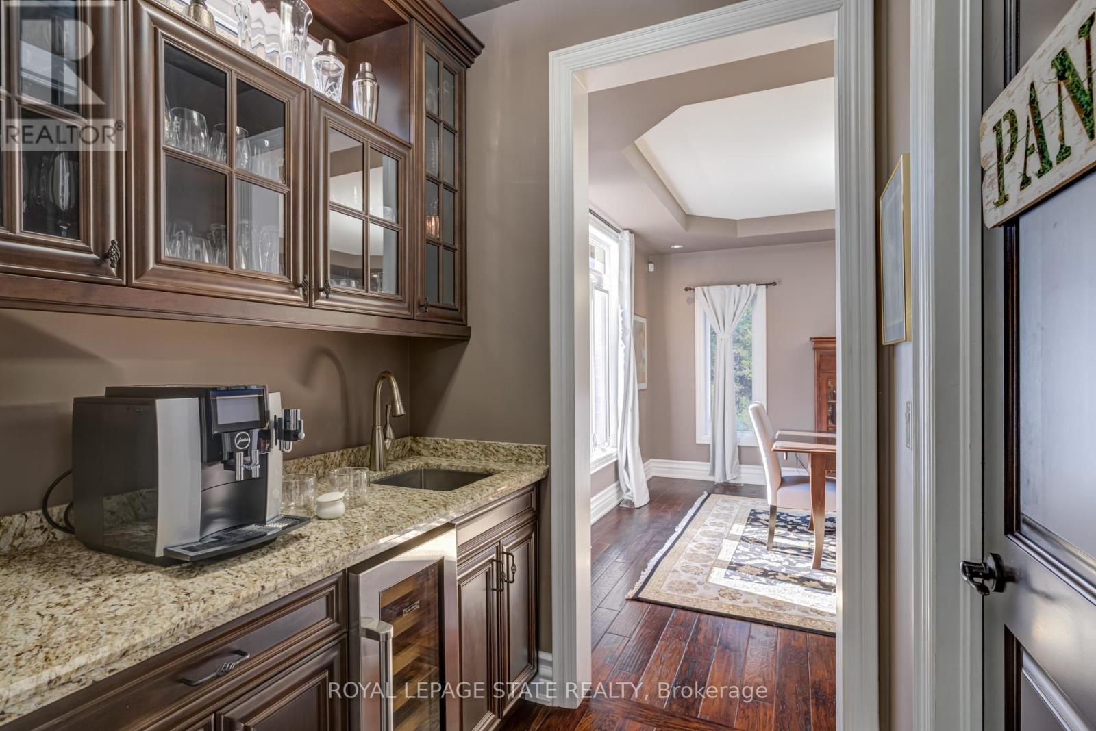 814 Binkley Road, Hamilton, Ontario  L9H 6V8 - Photo 15 - X12957042