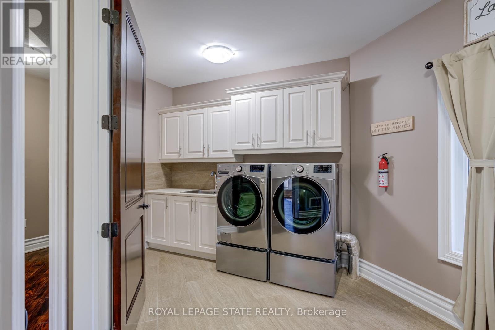 814 Binkley Road, Hamilton, Ontario  L9H 6V8 - Photo 24 - X12957042