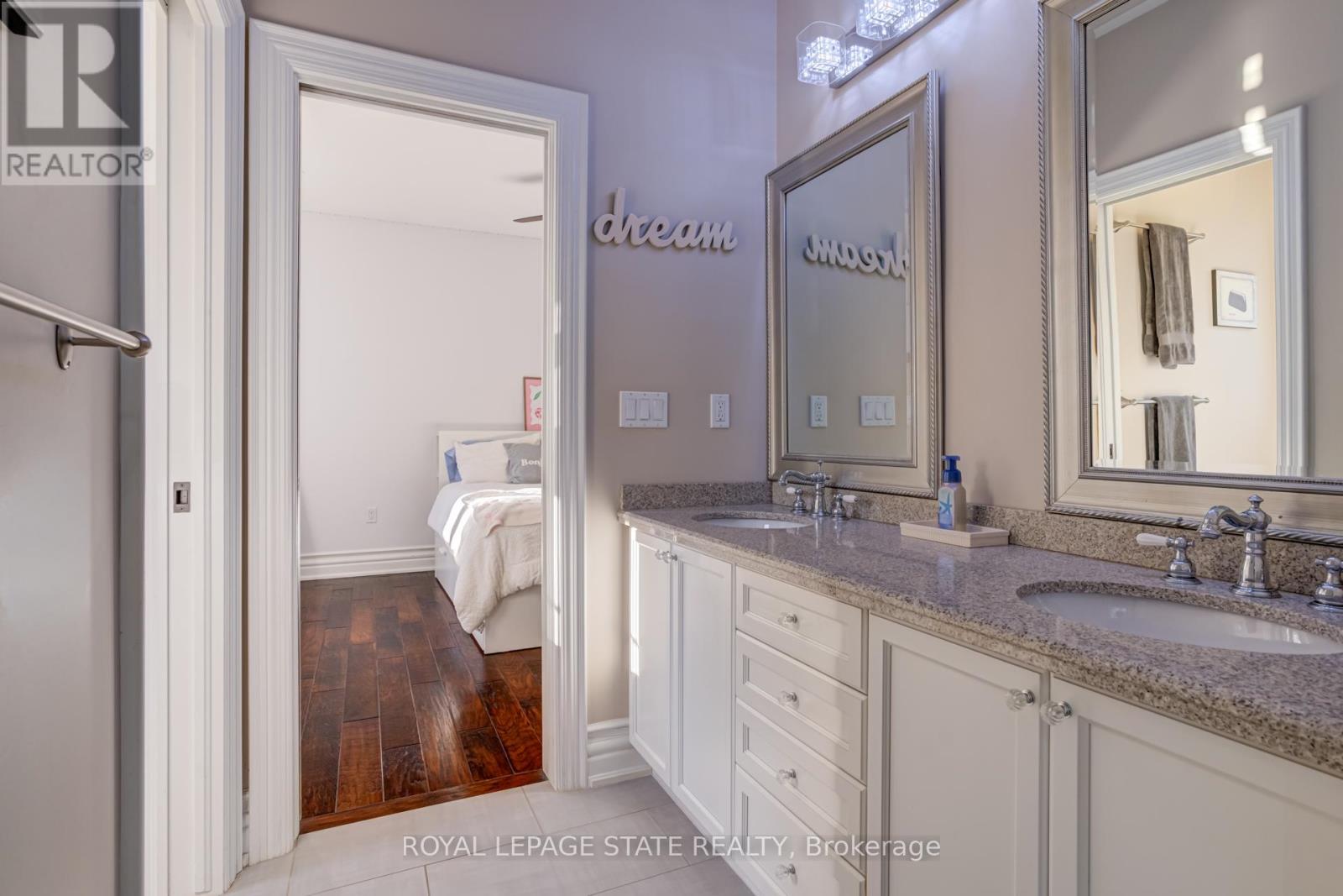 814 Binkley Road, Hamilton, Ontario  L9H 6V8 - Photo 28 - X12957042