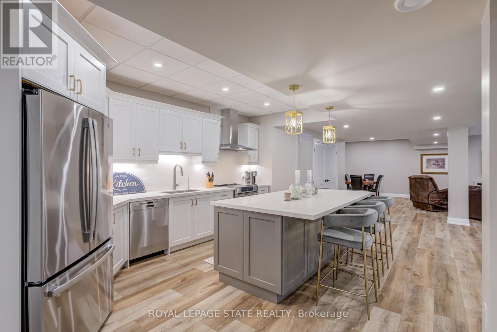 814 Binkley Road, Hamilton, Ontario  L9H 6V8 - Photo 35 - X12957042