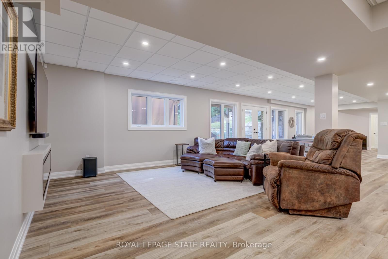 814 Binkley Road, Hamilton, Ontario  L9H 6V8 - Photo 37 - X12957042